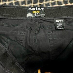 Ariat Rebar M4, Size 40x32